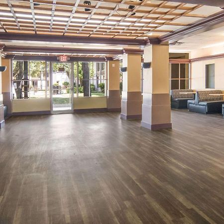 דנקנוויל Rodeway Inn מראה חיצוני תמונה